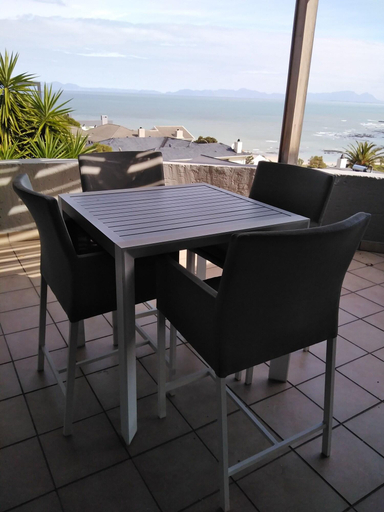 Others 4, Fijnbos Private Manor, City of Cape Town