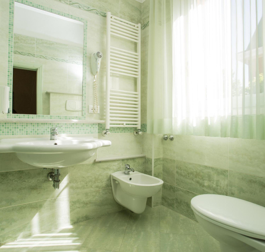 Bathroom 4, Albergo Ristorante Pozzi, Rimini