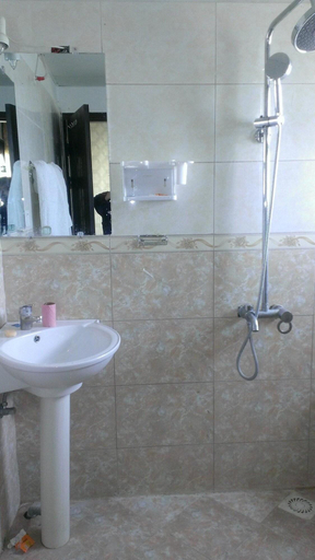 Bathroom, Tourist Inn Hotel Shogran, Hazara