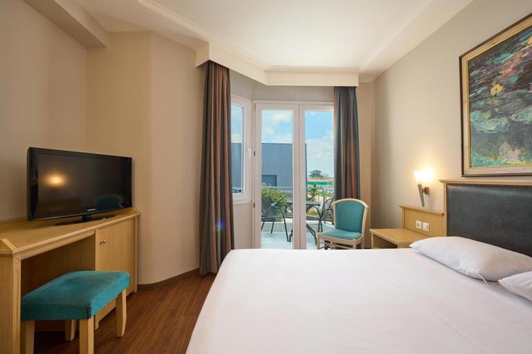 Bedroom, Iris Hotel, Central Macedonia