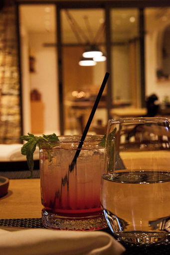 Food & Drinks 4, Sun Aeriko, South Aegean