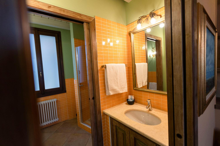 Bathroom 3, Corte Del Passone, Lecco