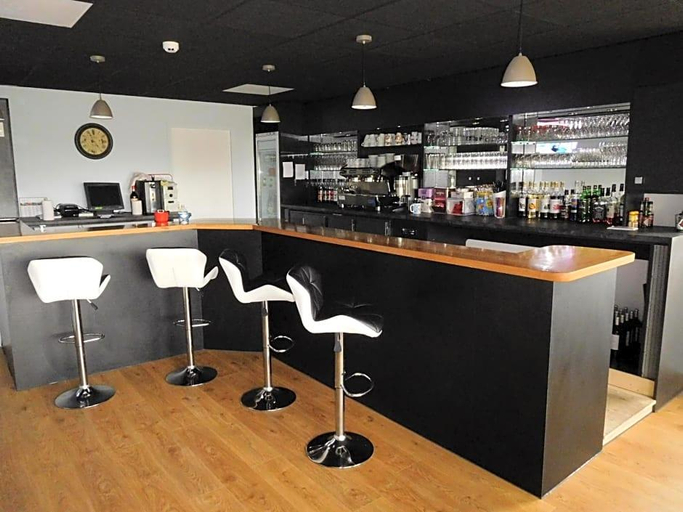 Food & Drinks 5, Hotel De La Seine, Seine-Maritime