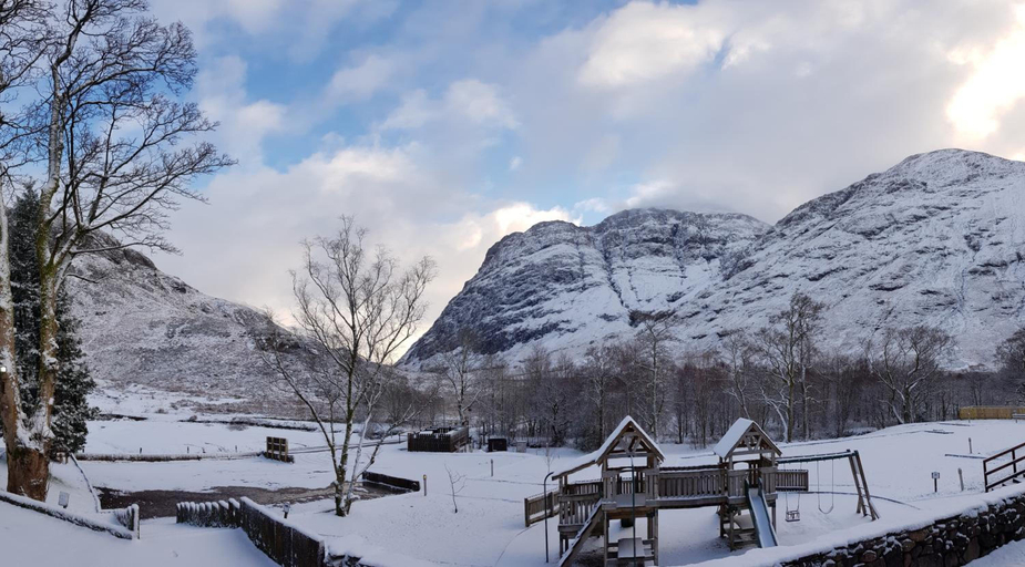 Exterior & Views 2, Clachaig Inn, Highland