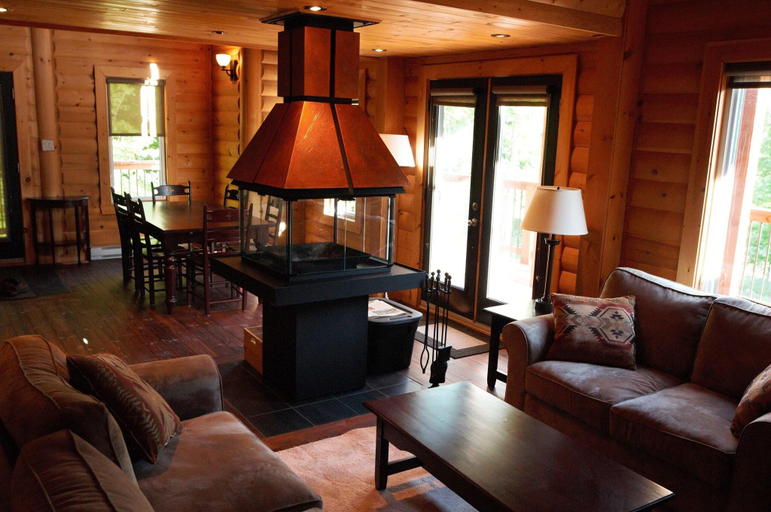 Public Area, Selenia Lodge, Les Laurentides