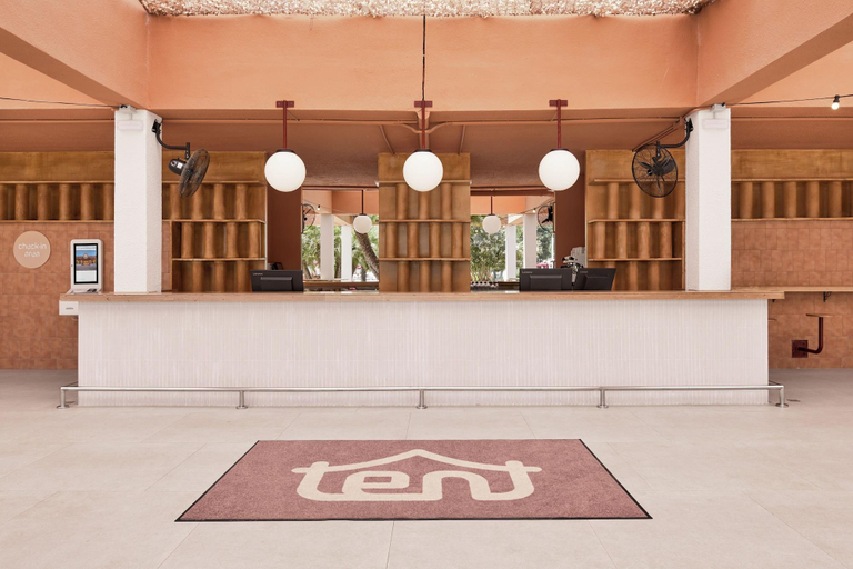 Public Area 3, tent Calvia Beach, Baleares