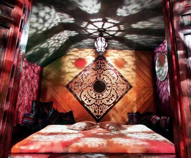 Bedroom 3, Bijou Hotel / Love And Romance, Aarberg