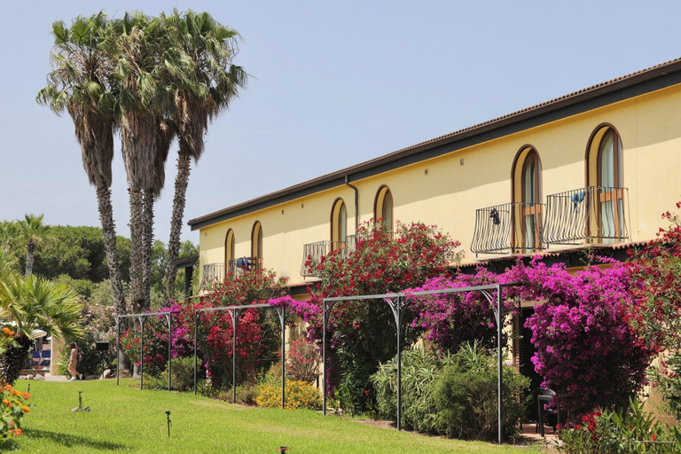 Exterior & Views 1, Hotel With Swimming Pool In Arborea, Oristano