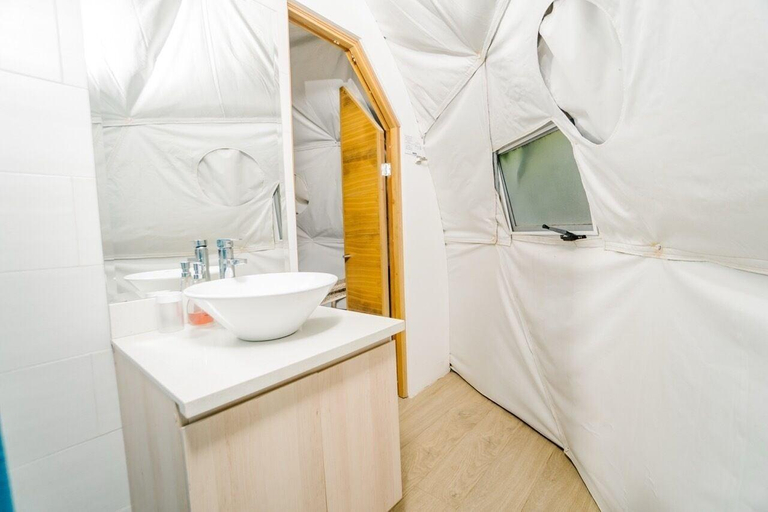 Bathroom 5, Tortuga Verde Glamping, Carrillo