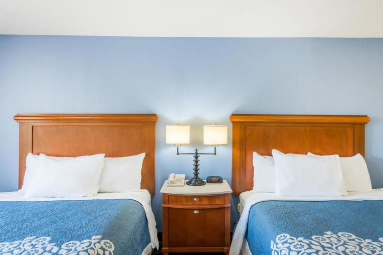 Bedroom 2, Aderi Hotel Near Casino - Adults Only, New London