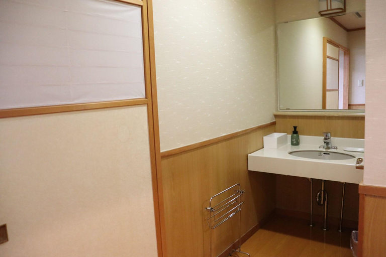 Room 2, Suzuranso, Komagane