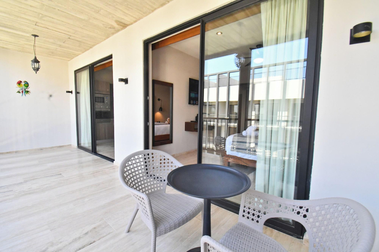 Room 5, Hacienda Tuk By The Spot Rentals, Cozumel