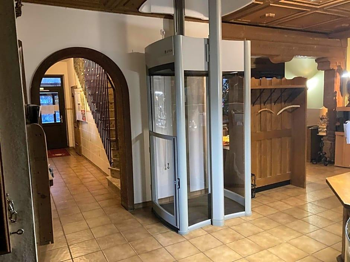 Others 5, Hotel Sonnenhof, Günzburg