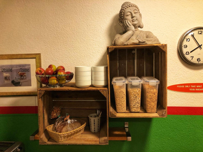 Food & Drinks, Backpackers Düsseldorf - Self Check-in, Düsseldorf