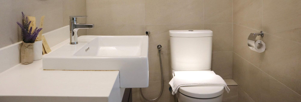 Room 2, Homi Breeze A E A E Z, Kota Kinabalu