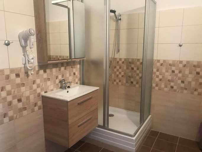 Bathroom 4, Ubytování Cukrovar, Litoměřice