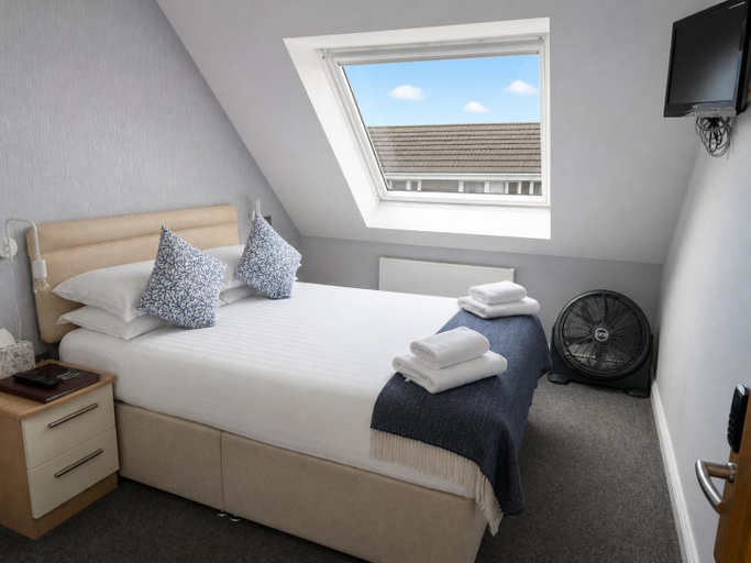 Bedroom 2, Boathouse Hotel, Hampshire