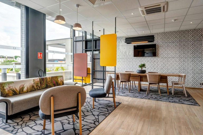 Public Area 2, B&B HOTEL Le Port- Marly St-Germain en Laye, Yvelines