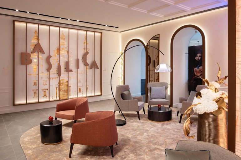 Public Area 4, Radisson Collection Hotel, Basilica Budapest, Budapesti