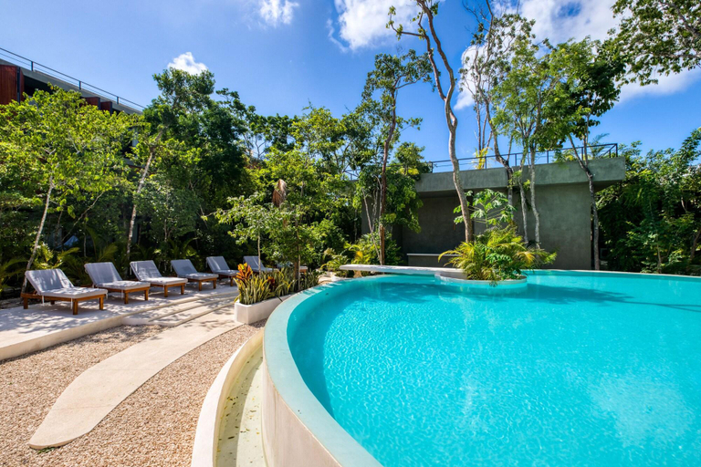 Sport & Beauty 5, Seremonia Selva By The Spot Rentals, Cozumel