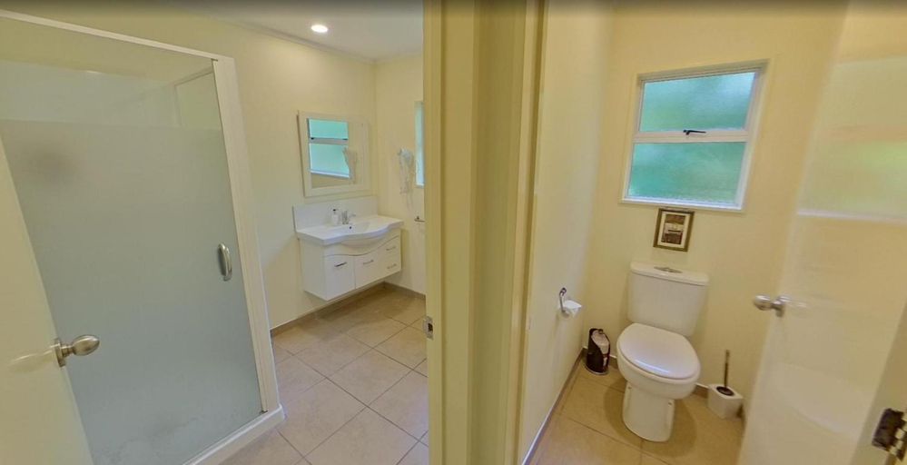 Bathroom 3, Creel Lodge, Taupo
