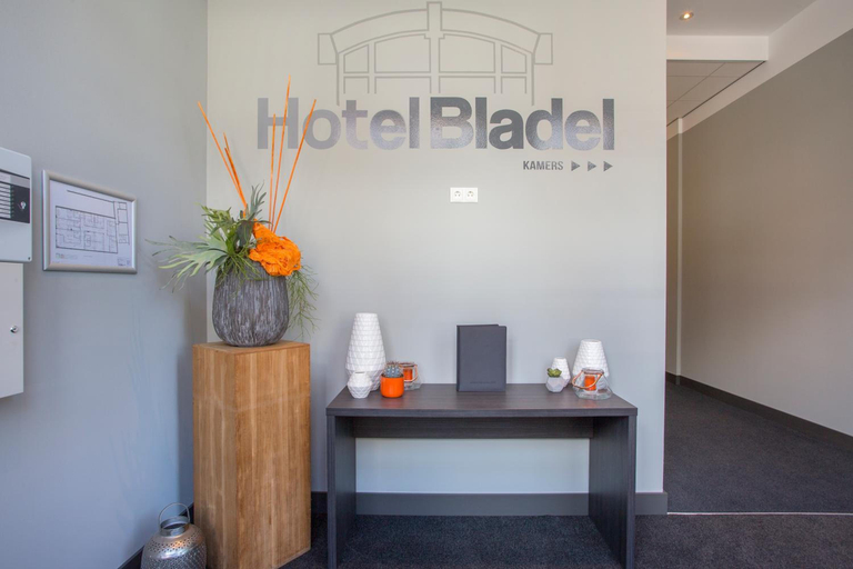 Others 4, Hotel Bladel, Bladel