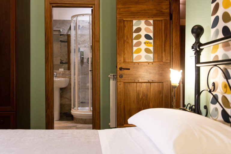 Bedroom 4, Vaticana Ottaviani, Rome