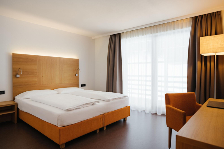 Bedroom 2, Hotel Melodia del Bosco, Bolzano