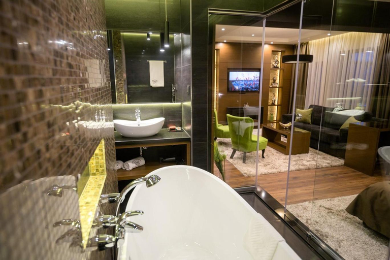 Bathroom 3, Family Hotel Strannopriemnitza, Troyan