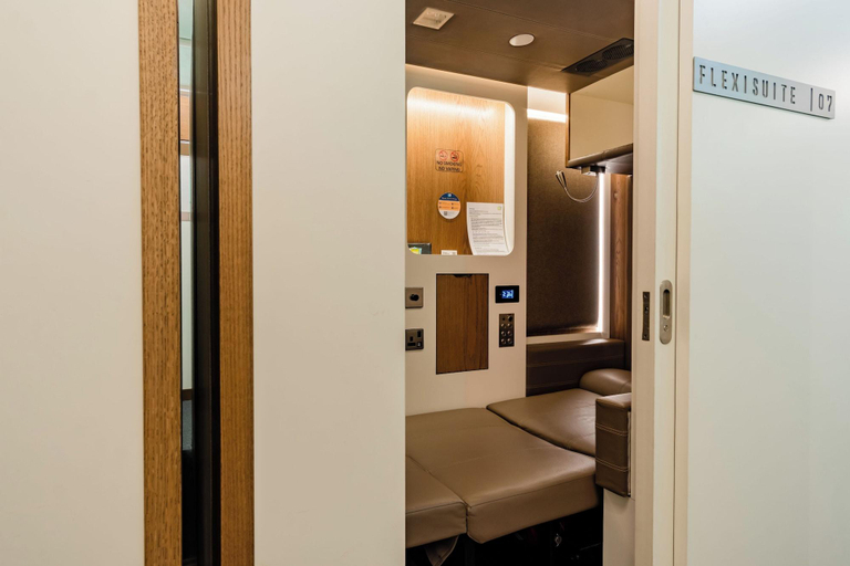 Bathroom, Sleepover Terminal 3, Concourse C – formerly sleep ‘n fly, Dubai