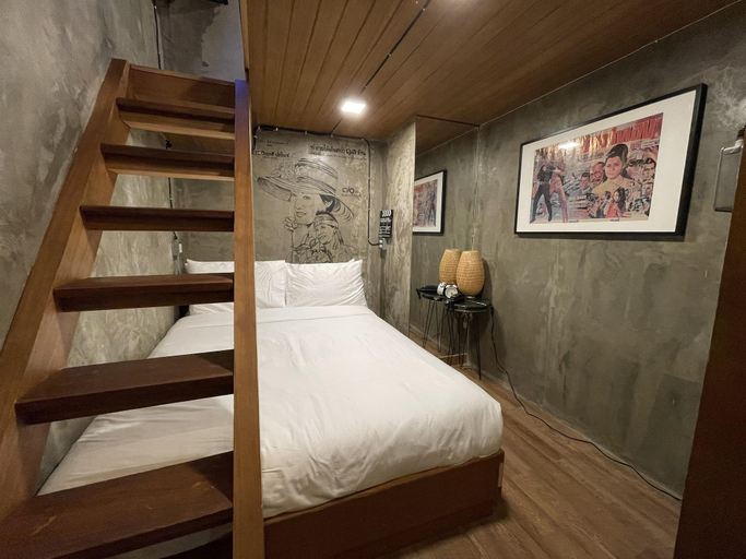 Room 4, Central Old Town Cottage, Phra Nakhon