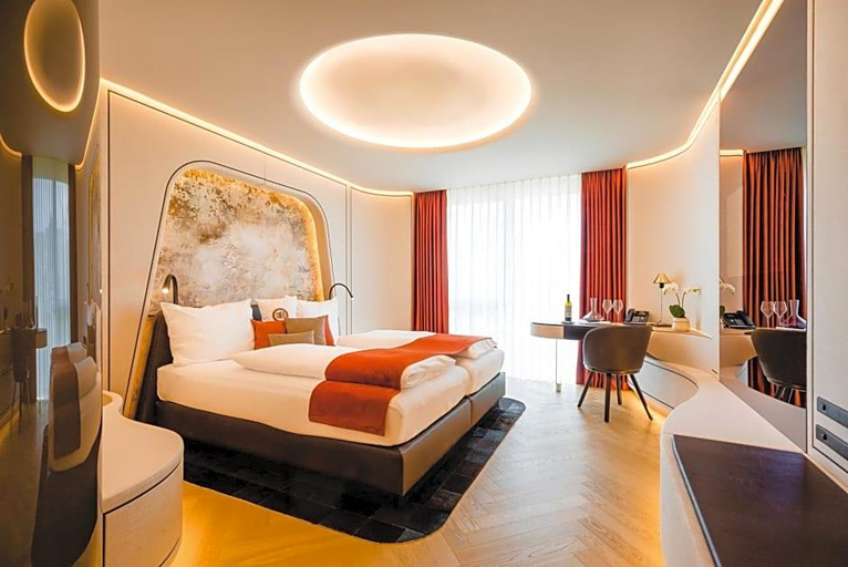 Bedroom 3, Hotel Neues Tor, Heilbronn