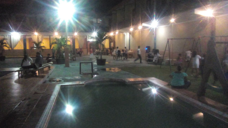 Terrace 3, Express Inn Coronado & Camping, Chame