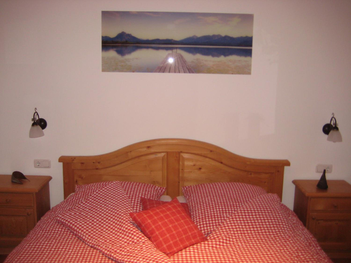 Bedroom 5, Landhotel Zum Staffelwirt, Bad Tölz-Wolfratshausen