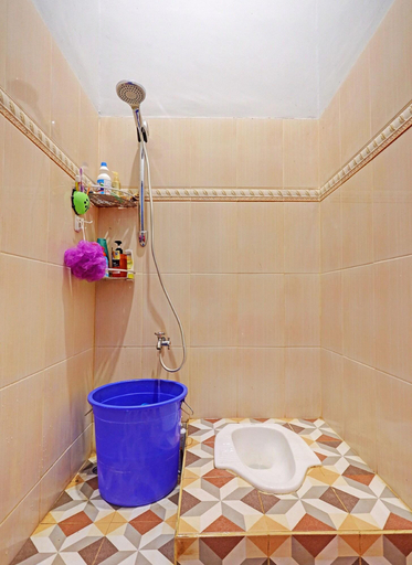 Room 4, Spot On 92167 Jodoh Stay Syariah, Batam