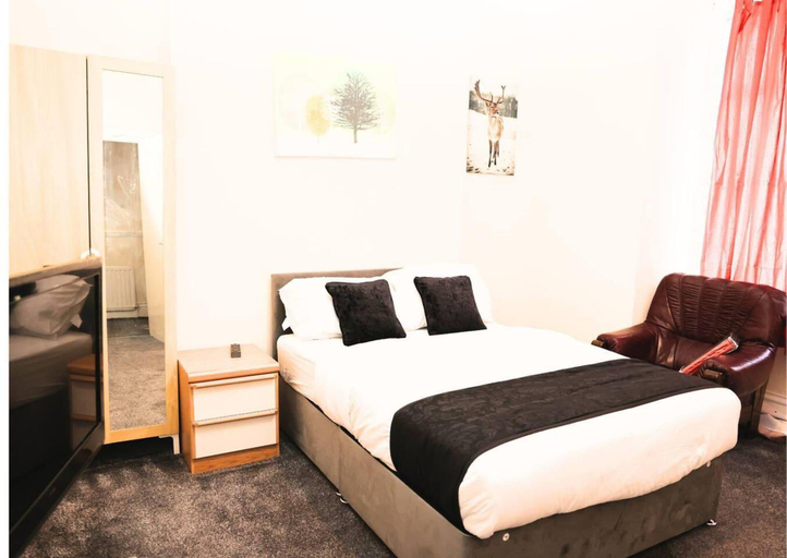 Room 2, Stunning 5 Bed House In Newcastle Upon Tyne, Newcastle upon Tyne