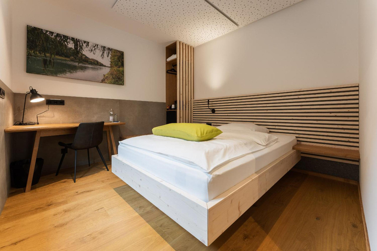 Bedroom 3, Aparthotel Nah Dran, Dingolfing-Landau