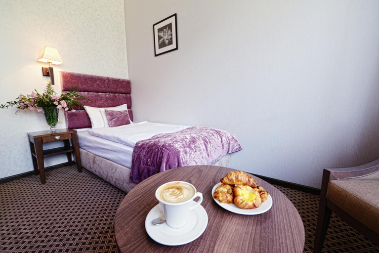Bedroom 2, Hotel Silvia Gold Gliwice, Gliwice City