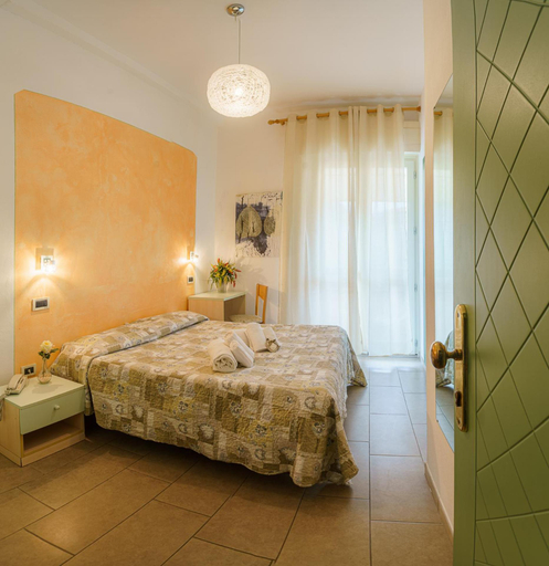 Bedroom 4, Albergo La Lampara, Livorno
