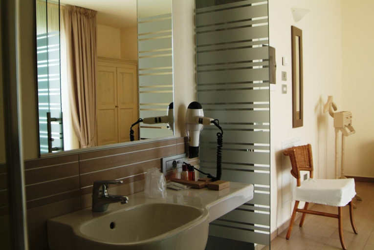 Bathroom 3, Hotel Piccolo Principe, Bergamo