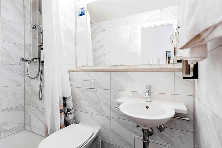 Bathroom 4, Gasthof Engel, Ostallgäu