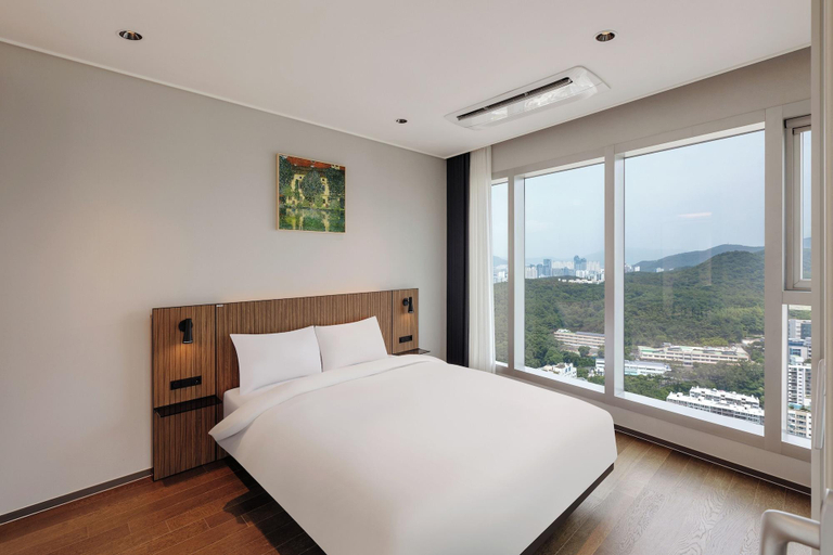 Room 5, Newcz Haeundae Residence, Haeundae