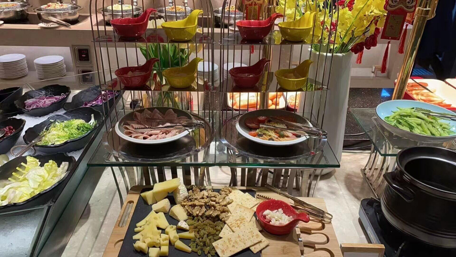 Restaurant 2, Cheng Du Wifc Suites Yyc Preferred, Chengdu