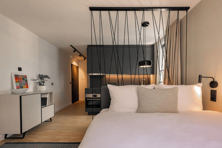 Room 4, Hapato, München