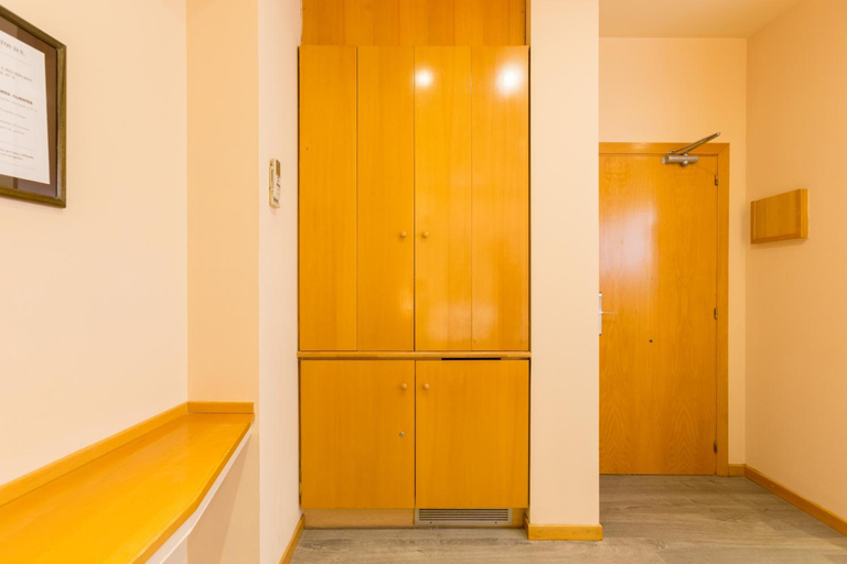 Others 5, Apartamentos Dv, Barcelona
