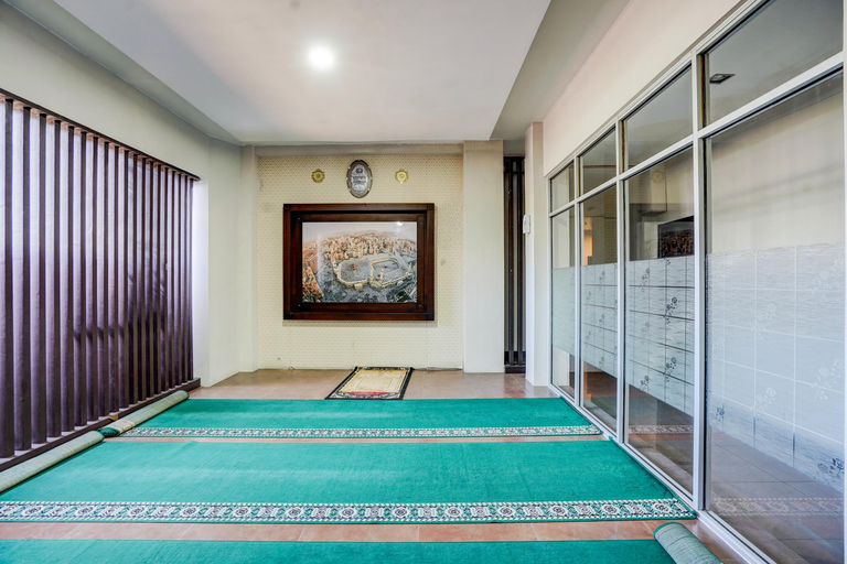 Lobby 3, Townhouse Oak Padang near RTH Imam Bonjol, Padang