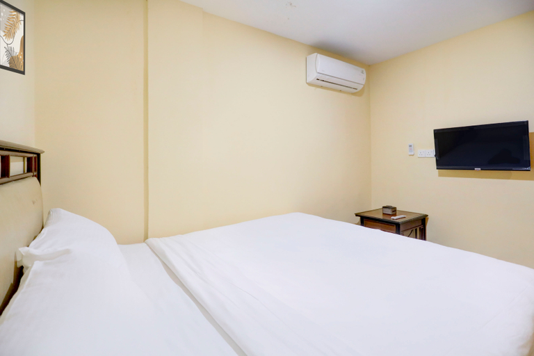Room 4, Collection O Nagoya Near Nagoya Hill Mall, Batam