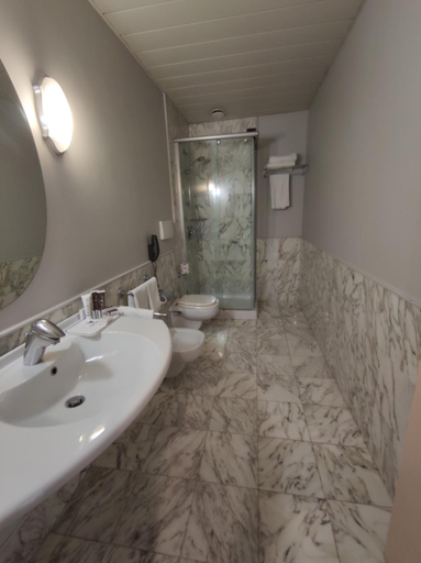Bathroom 4, Vittoria Parc Hotel, Bari