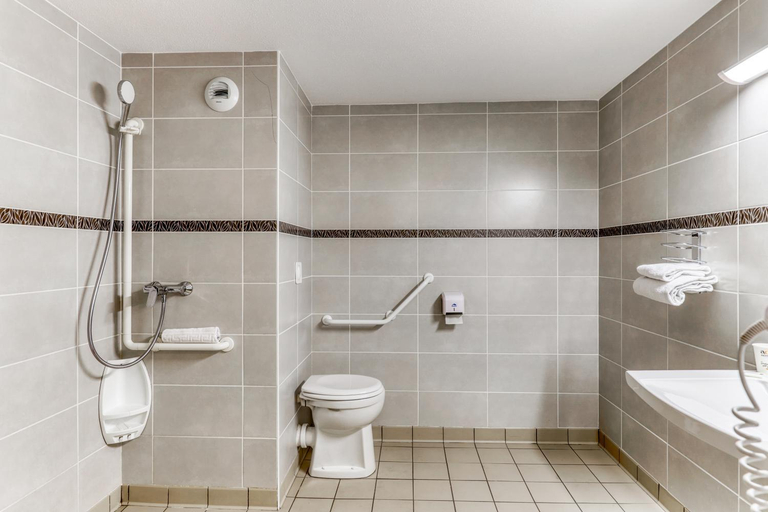 Bathroom 5, Ace hôtel Annemasse Genève, Haute-Savoie