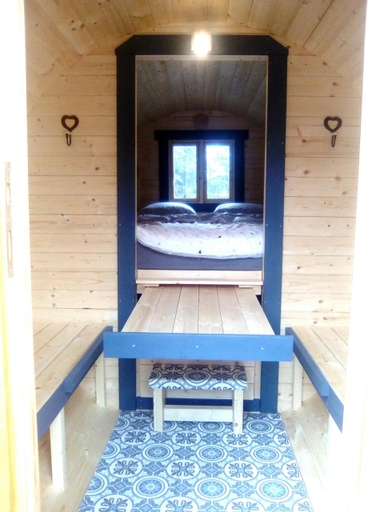 Bedroom 4, Les Tonneaux de l'Eure Logement Insolite, Eure